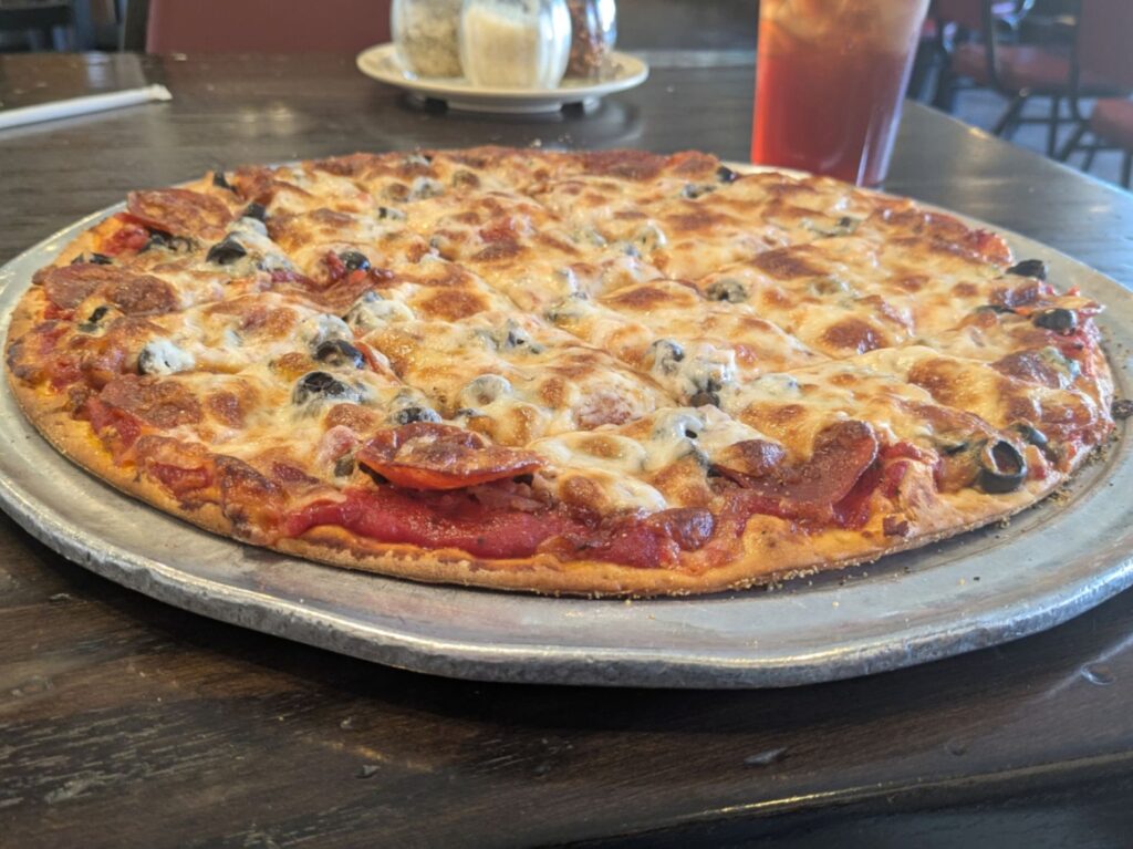 Bernie & Betty\\\\\\\'s Pizza 4